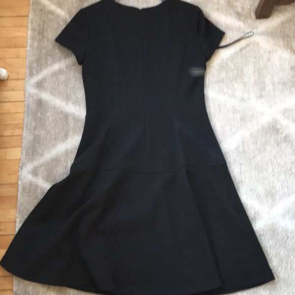 Ellen Tracy Black A line dress w gold inset collar - Picture 6 of 6